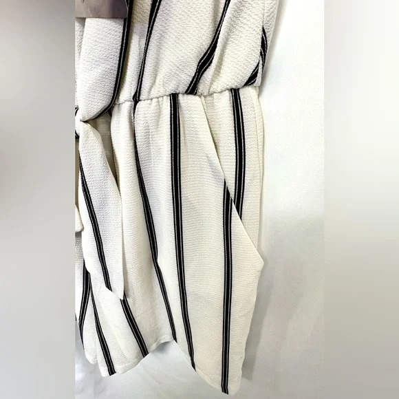 Lily Rose Striped Romper (Size S, NWT) - Picture 5 of 5